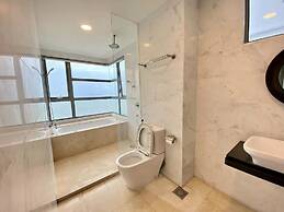 Silverscape Residence
