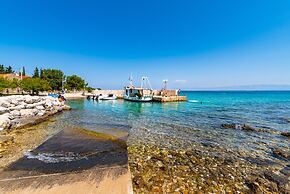 Room-caravan Near the sea 2