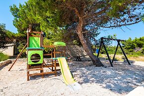 Room-caravan Near the sea 2