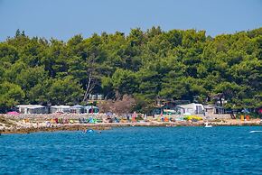 Room-caravan Near the sea 2