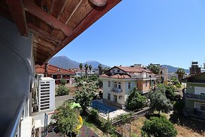Şirin Baba Otel