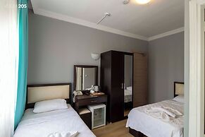 Şirin Baba Otel