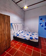 Lady Mom Hostal