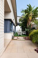 Huge Pampering Villa 5 BR with Jacuzzi