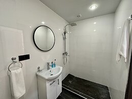 SANTA VILLA HOTEL