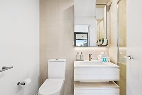 Signature Broadbeach - GCLR