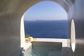 Kyrkos Residency
