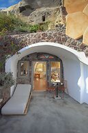 Oia Waves by SV