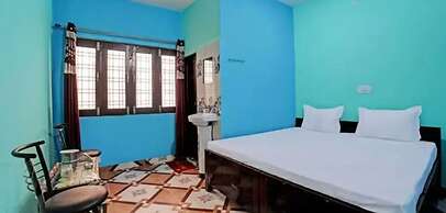 Goroomgo Prem Home Stay Ranikhet