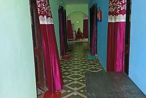 Goroomgo Prem Home Stay Ranikhet