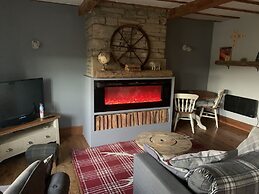 Captivating 1-bed Cottage in Halifax