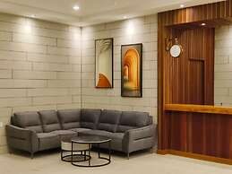 ZOOM HOTEL