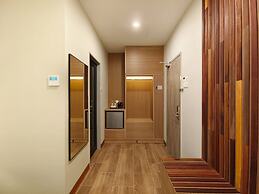 ZOOM HOTEL