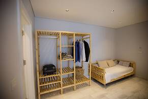 Cowork Lab Suites
