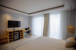 Cowork Lab Suites