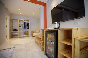 Cowork Lab Suites
