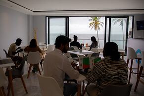 Cowork Lab Suites