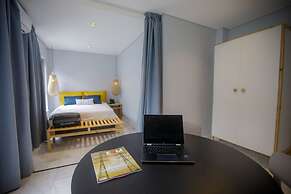 Cowork Lab Suites