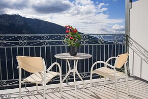 V Hotel Delphi