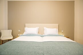 V Hotel Delphi