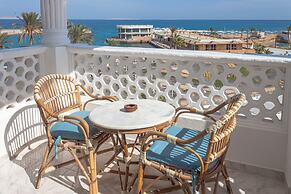 White Valley Palace