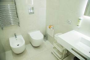 Lagi Suites