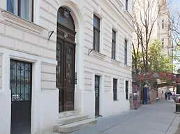 Kunsthaus Apartments