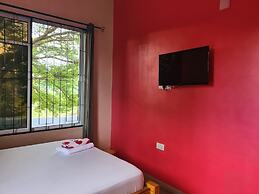 Kimyakimya Pub & lodge