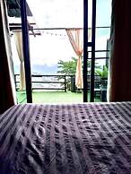 MonLomNao Homestay