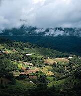 MonLomNao Homestay