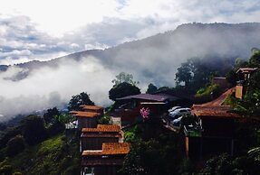 MonLomNao Homestay