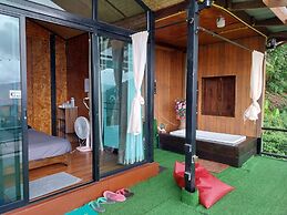 MonLomNao Homestay