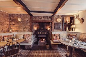 Queen's Head Askham