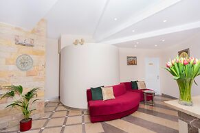 VICTORY HOME