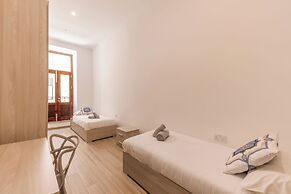 Charming 2BR in Historic Valletta | Prime Central Location