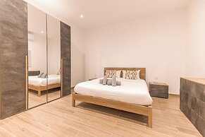 Charming 2BR in Historic Valletta | Prime Central Location