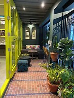 Chomm House