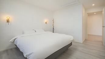 Pohang Etoile Poolvilla
