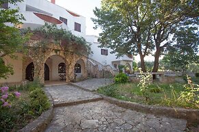 Apartments and Room Agata