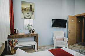 MYMAHALL HOTEL