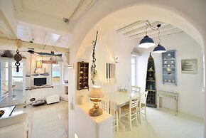Villa Princess 5 4Bed with Small Tub Panormos Beach