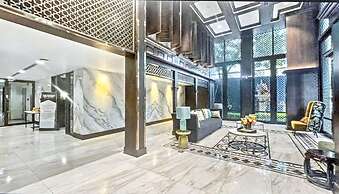 The Base - New Studio Great Location, Shared Pool