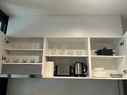 The Base - New Studio Great Location, Shared Pool