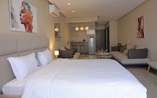 Playa Del Pacha Suites Hotel