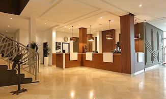 Playa Del Pacha Suites Hotel