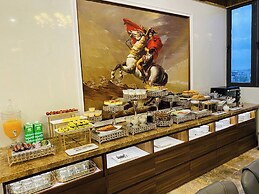 CM Hotel & Apartment