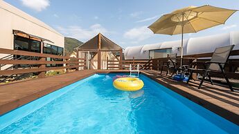 Gapyeong Dalmeong Pool Villa Glamping