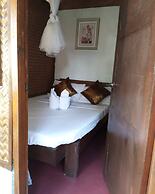 Zhaya's Beach and Cottages