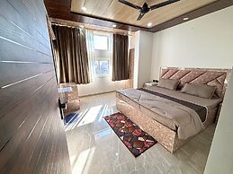 Govindam Royal Stay