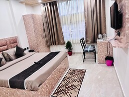 Govindam Royal Stay